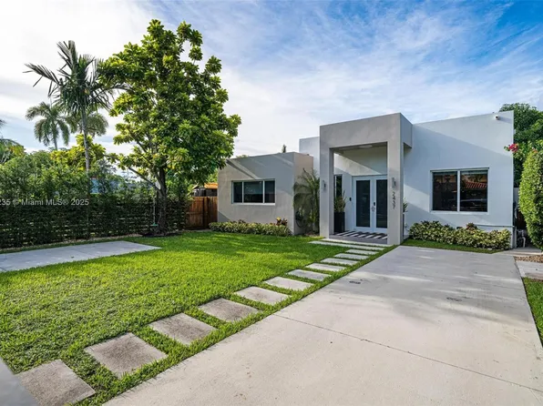 2437 SW 25th Ter, Miami, FL 33133