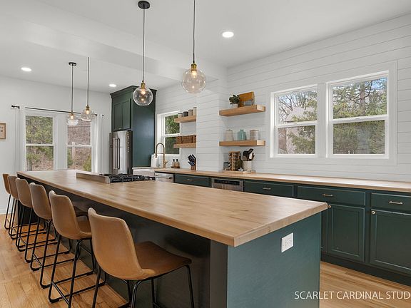 4th image of 705 Spring Beach Way