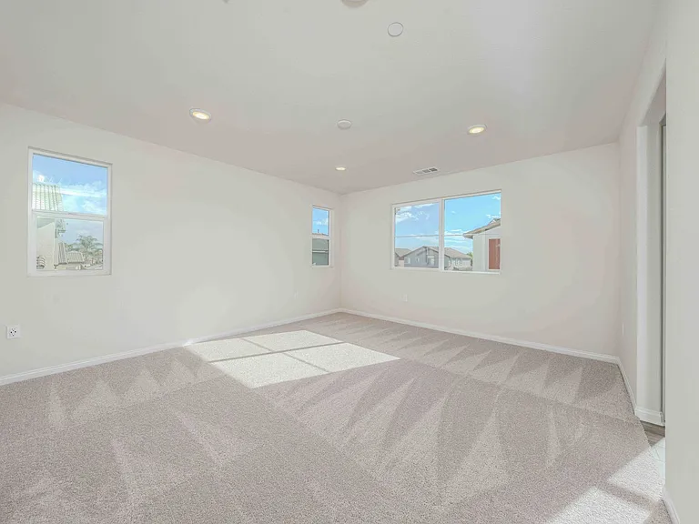 466 Meyer Pl — Photo 14