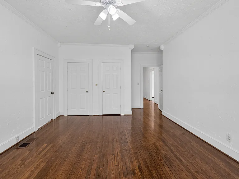 2601 S University Dr — Photo 32