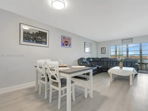10145 Sunrise Lakes Blvd APT 403, Sunrise, FL 33322