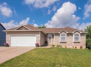 804 SW Shorthorn Rd, Grain Valley, MO 64029