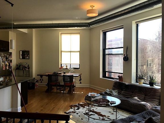 2nd image of 2778 N Milwaukee Ave APT 202