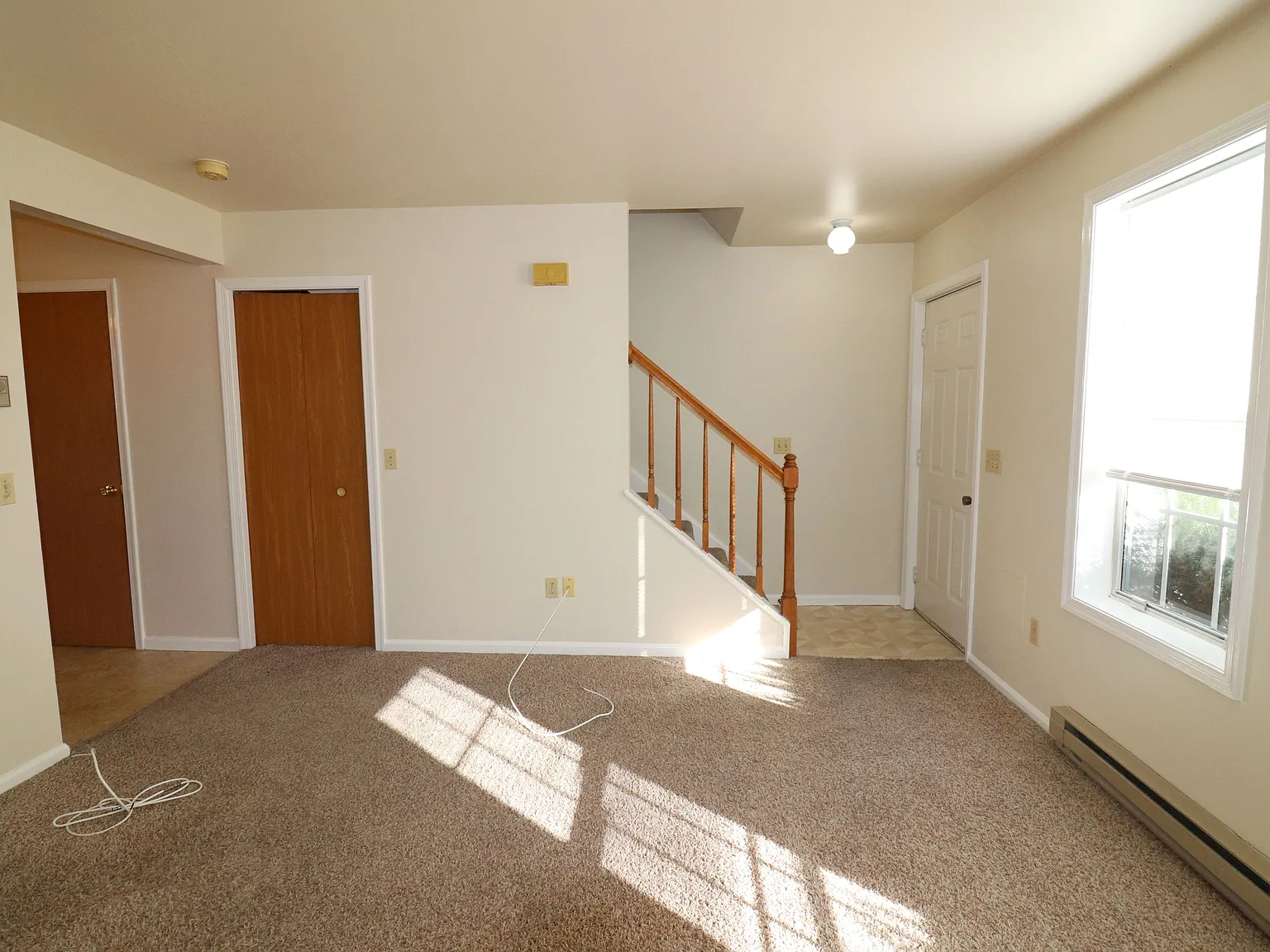 2 bed, 1.5 bath, $1,350 — Photo 4