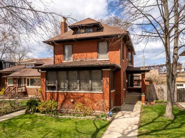 1516 W Sherwin Ave, Chicago, IL 60626
