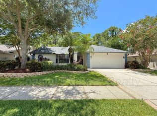 11732 Spanish Lake Dr, Tampa, FL 33635
