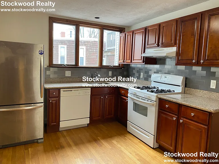 51 Telegraph St #2 — Photo 5