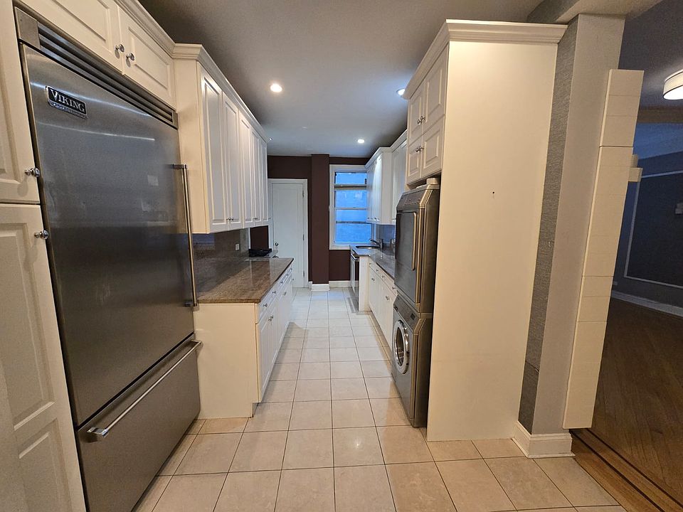 1st image of 241 W 97th St APT 2L