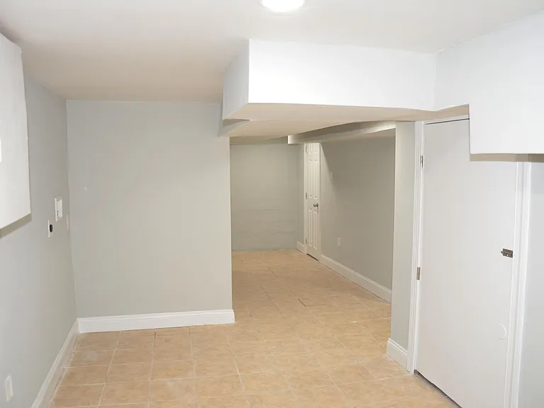 5223 Euclid St — Photo 22