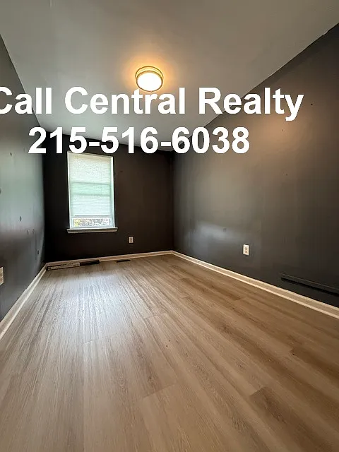 2 bed, $1,400 — Photo 4