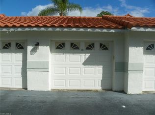 448 Gabriel Cir APT 10, Naples, FL 34104