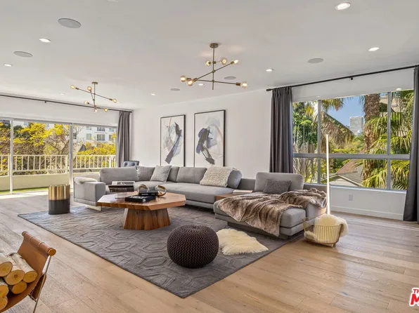 440 N Oakhurst Dr APT 301, Beverly Hills, CA 90210