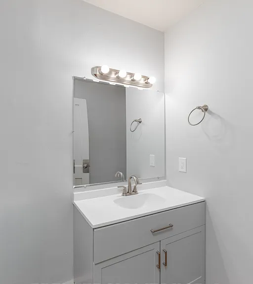 1536 Glendale Pl NE — Photo 7