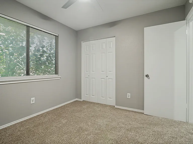 2700 Cornell Dr — Photo 19
