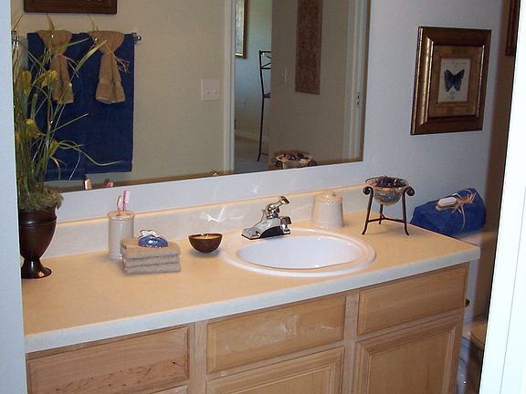 2nd image of 1020 Villagio Cir #207-9