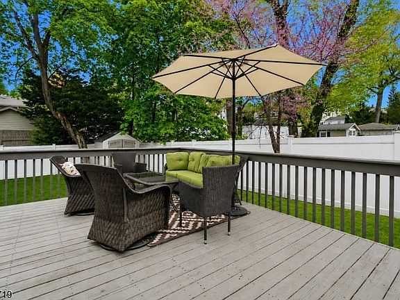 3rd image of 36 Espy Rd