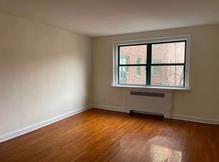 (Undisclosed Address), Yonkers, NY 10701