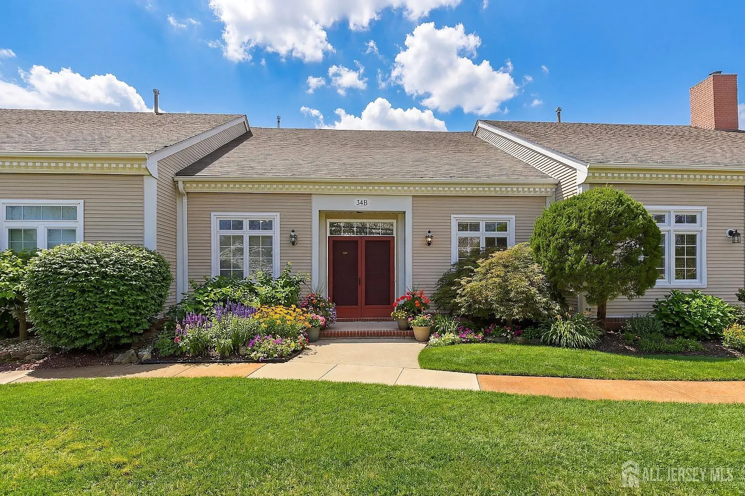 34 Rutland Ln #B photo 1