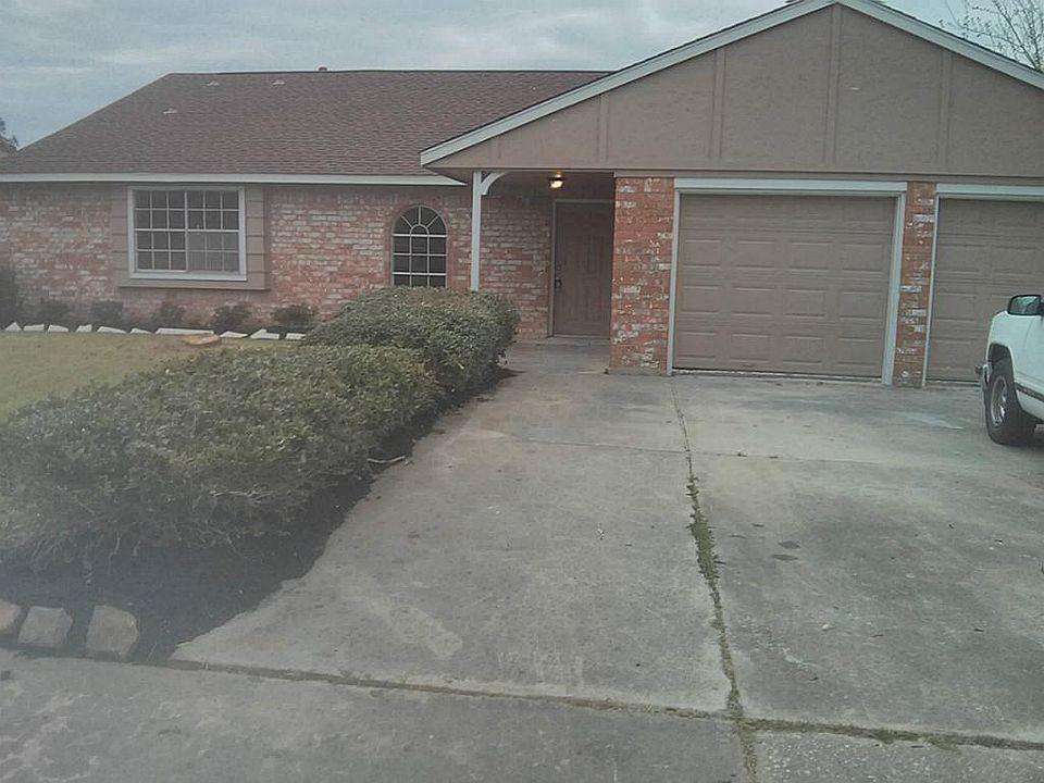 1st image of 5109 Meadow Crest St