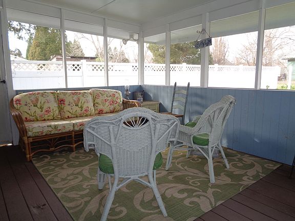 Screened Porch