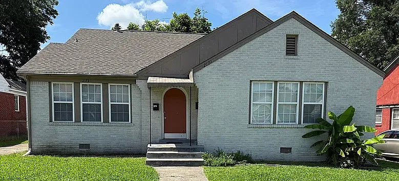 3 bed, 1000 sqft, $900 — Photo 1