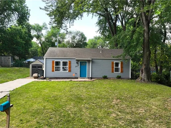 6021 Corona Ave, Kansas City, KS 66102