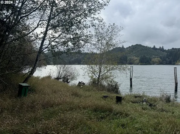 2 Potato Bottom Rd #602, Lakeside, OR 97449