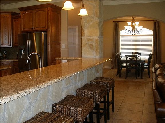 3rd image of 23145 Greenbriar Dr