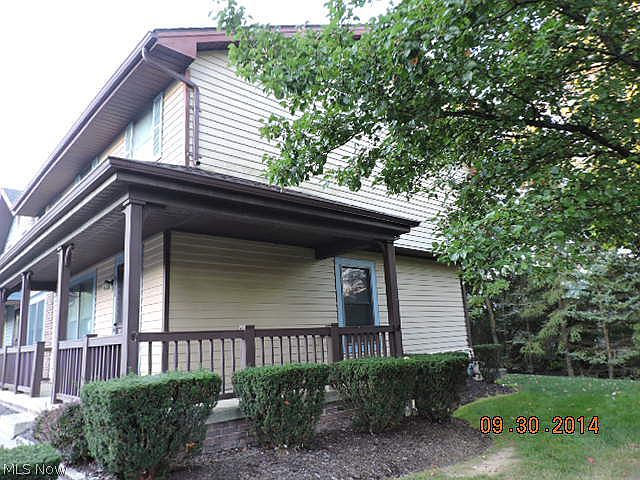 2nd image of 6011 Applecrest Ct