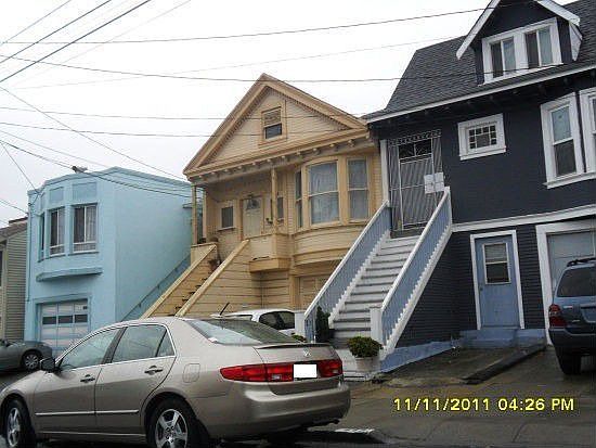 2nd image of 439 Irvington St