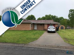 201 Summer Cir, Sallisaw, OK 74955