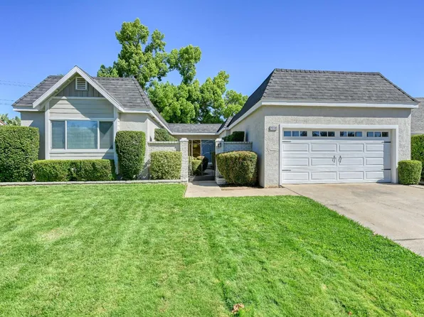 2530 Notre Dame Dr, Sacramento, CA 95826