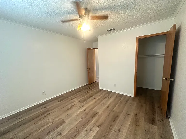 13425 Hidden Valley Rd — Photo 9