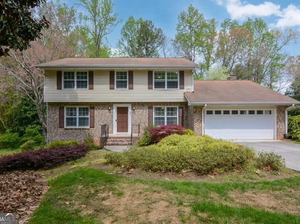 2468 Mary Briggs Ct, Dunwoody, GA 30360