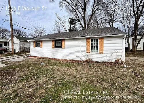 1004 E Walnut St Photo 1