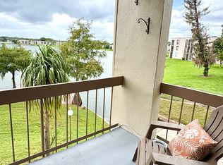 550 Orange Dr APT 3, Altamonte Springs, FL 32701
