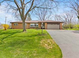 13525 Hope St, Brookfield, WI 53005