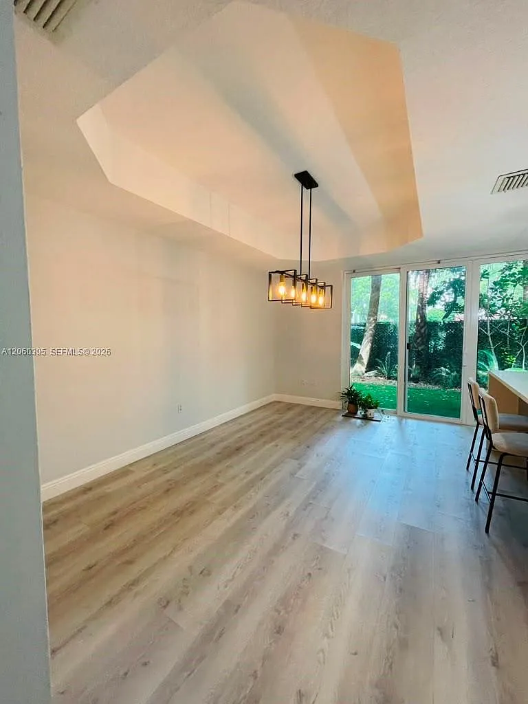 Hampton Isles Condo — Photo 4