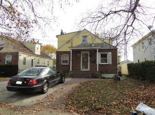 882 Milburn Ct, Baldwin, NY 11510