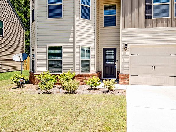 3rd image of 180 Brasch Park Dr