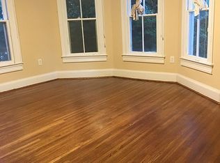 105 Russell Ave, Gaithersburg, MD 20877