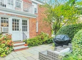 53 Putnam Park #53, Greenwich, CT 06830