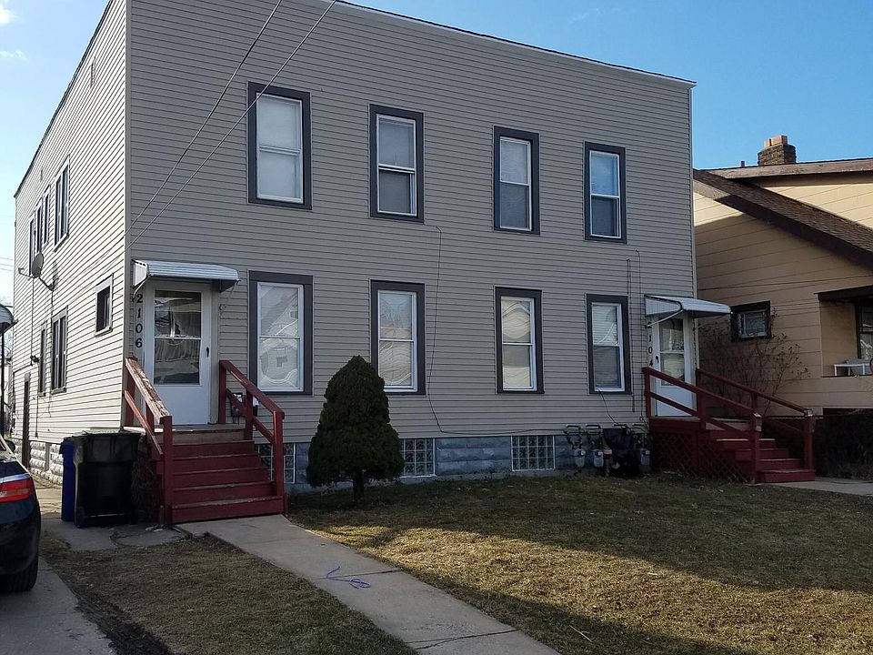 1st image of 2104 W 104th St #2106