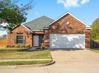 9001 Belvedere Dr, Fort Worth, TX 76244