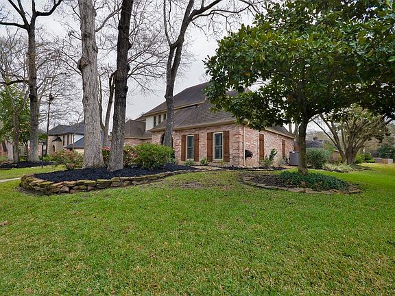 5th image of 2902 Crystal Falls Dr