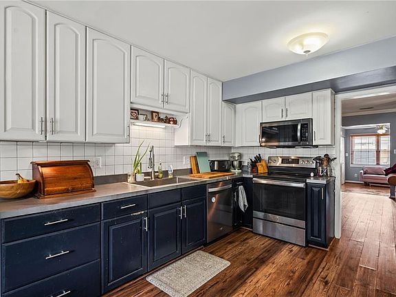 4th image of 111 Wellesley Drive