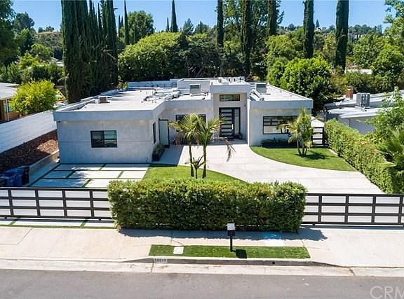 2nd image of 18811 La Amistad Pl