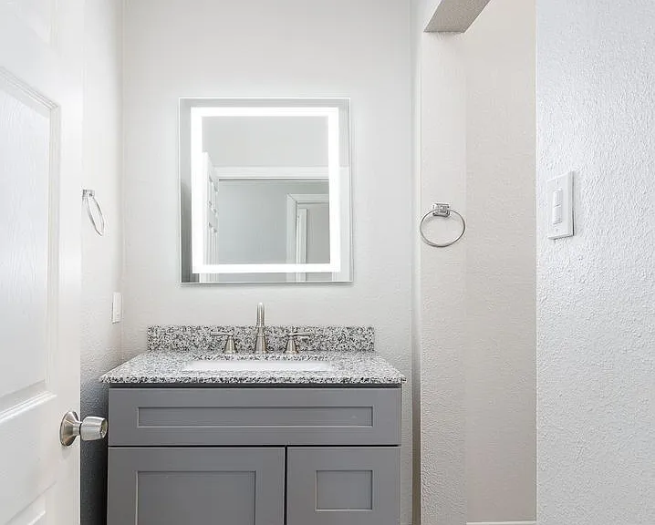 5702 Ellsworth Ave — Photo 12