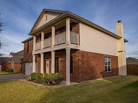 2nd image of 6528 Serena Ln