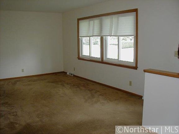 2nd image of 2908 W 71 1/2 Street